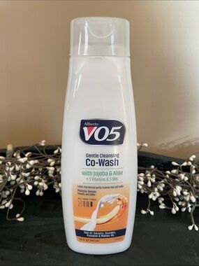 NEW VO5 Co-Wash with Jojoba & Aloe + 5 Vitamins & Oils